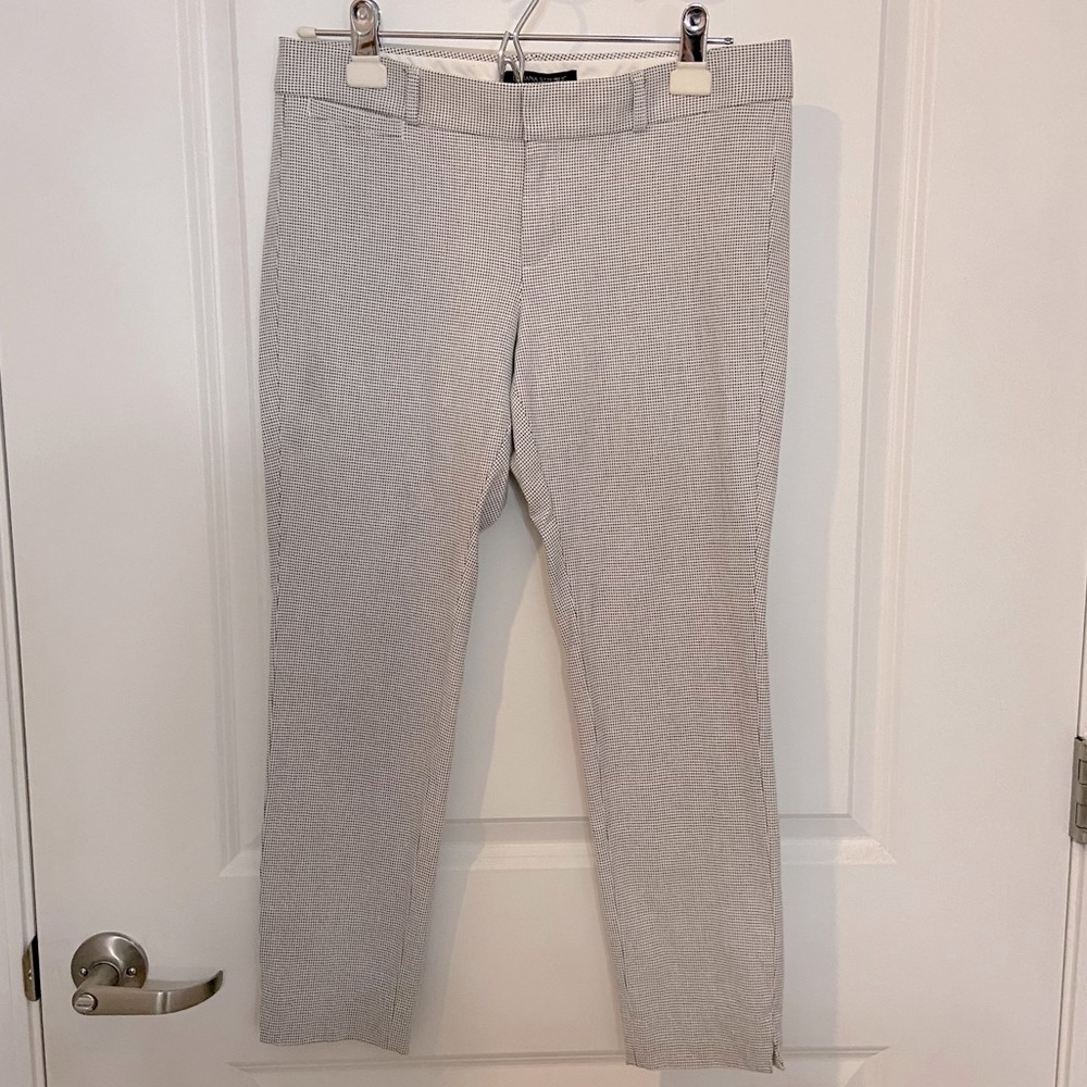Banana Republic Black and White Cropped Pants